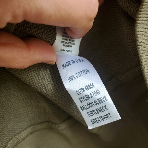 🤩New without tags Agolde cotton Ballon sleeve turtleneck sweatshirt size small - Picture 10 of 11